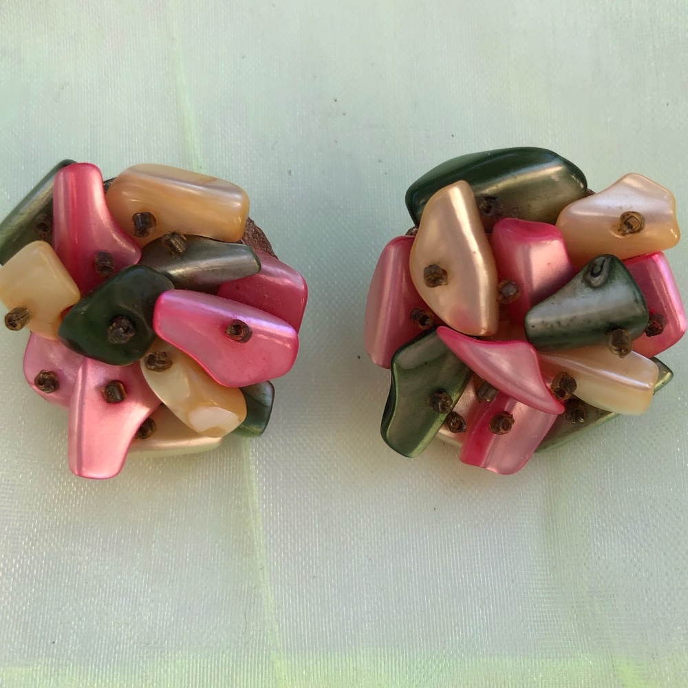 Vintage Shell Clip on Earrings pink green cream